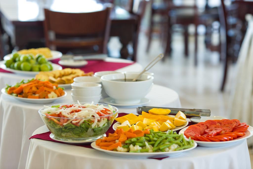 Copac Hotel На Транг Екстериор снимка