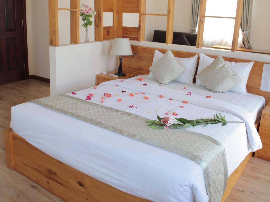 Copac Hotel На Транг Екстериор снимка