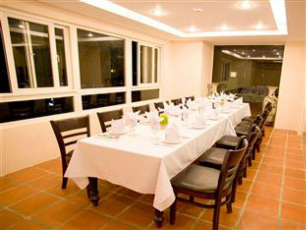 Copac Hotel На Транг Екстериор снимка