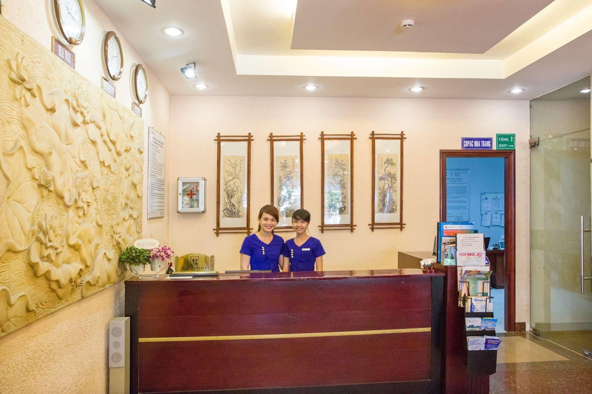 Copac Hotel На Транг Екстериор снимка